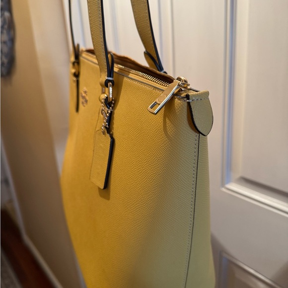 Authentic Coach Yellow Tote! - Picture 5 of 10